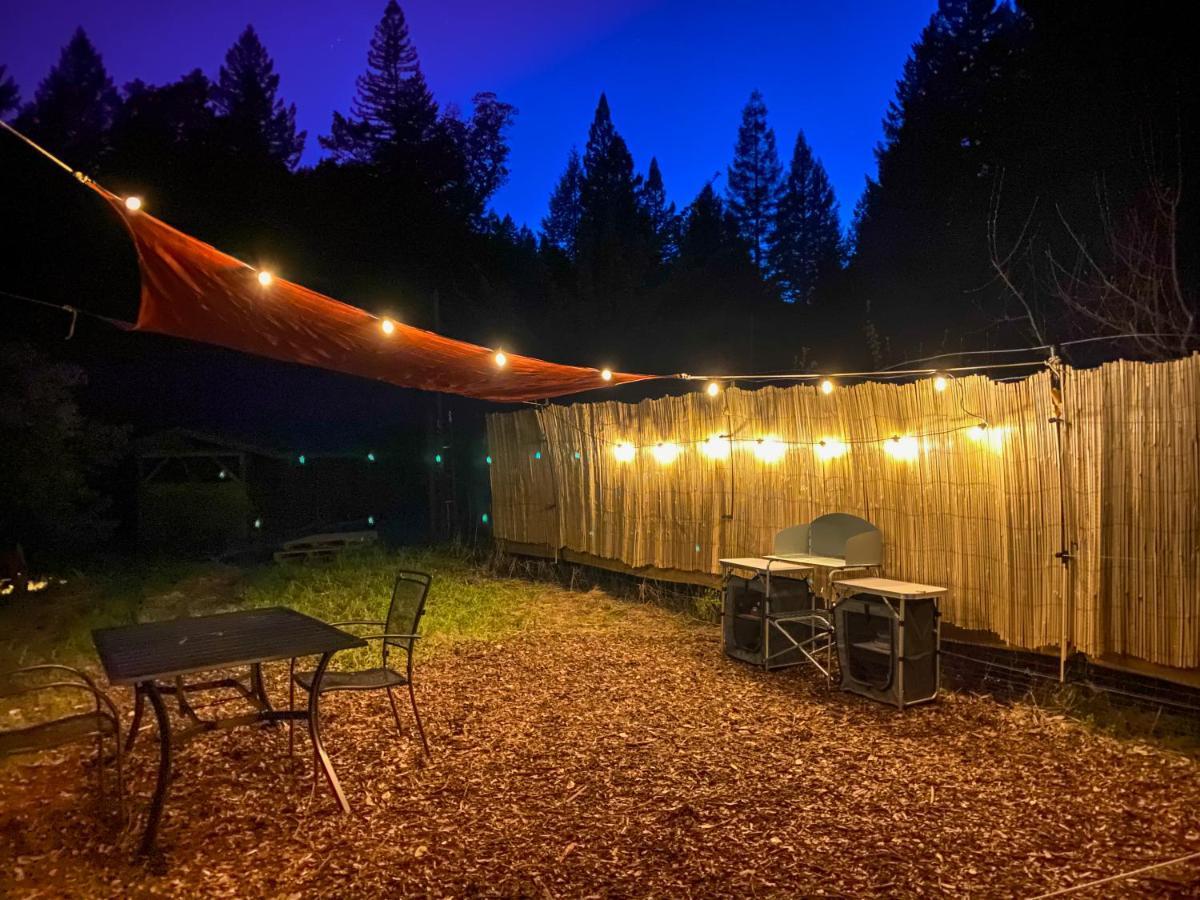 Glamping In The Redwoods With A Hot Tub! Hotel การ์เบอร์วิลล์ ภายนอก รูปภาพ