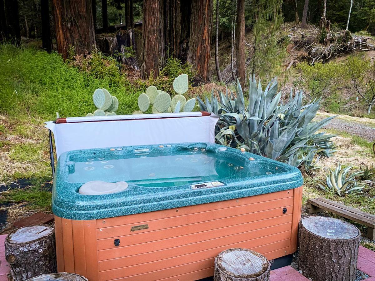Glamping In The Redwoods With A Hot Tub! Hotel การ์เบอร์วิลล์ ภายนอก รูปภาพ